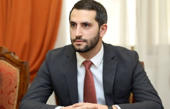 Եթե Գերաշնորհ Տերը ճիշտ է ասում, ապա ես չեմ կարող նրա առաջնորդած «Սրբազան շարժումը» չանվանել Հայաստանում օտարերկրյա ուժերի կողմից իրականացված հեղաշրջման փորձ. Ռուբեն Ռուբինյան
