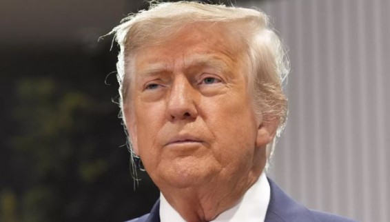 Трамп отмахнулся от слов главы разведки, что Иран не стремится к созданию ядерной бомбы