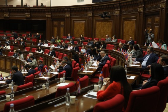 Ընդդիմադիրները ՔՊ-ականների հետ կմեկնեն Ֆրանսիա