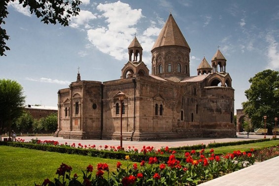 Ուղիղ.Սուրբ Էջմիածնի տոն. Ուխտագնացություն դեպի Մայր Աթոռ