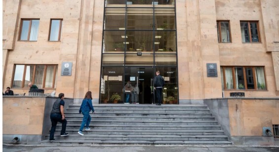 В Армении заморозят кредиты, оформленные мошенниками на чужое имя - МВД