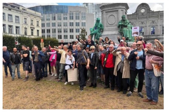 В Брюсселе прошла акция протеста против фон дер Ляйен