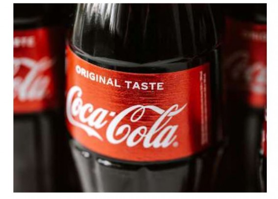 Трамп добился возвращения сахара в Coca-Cola в США