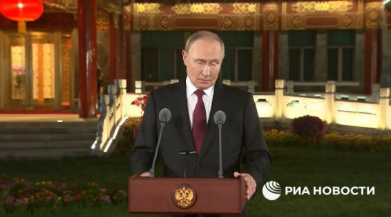 Путин о Зеленском: если готов ко встрече, пусть приезжает в Москву