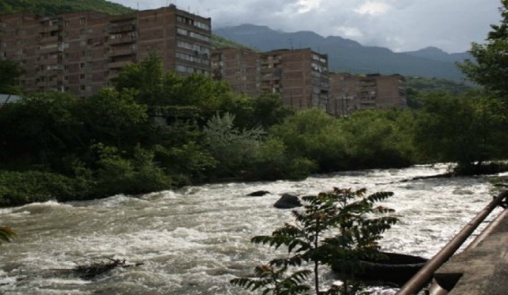 Փրկարարները քաղաքացուն դուրս են բերել Ողջի գետից
