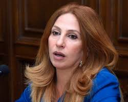 Վարդան Ղուկասյանի նկատմամբ անմարդկային վերաբերմունք է դրսևորվում․ նրան չեն տրամադրել սնունդ․ Փոստանջյան