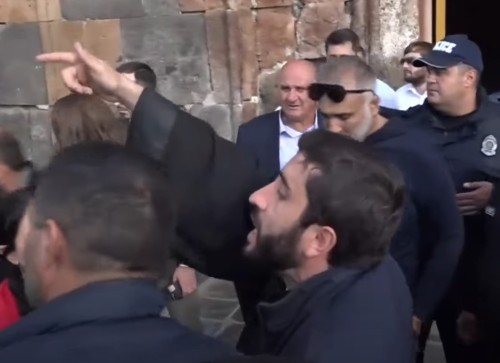 «Հետո պարզվեց, որ նա արդեն Նիկոլի տուն է գնում-գալիս, արդեն հավաքագրվել է»․ Գոռ Սարգսյանը մանրամասներ է պատմում Ստեփան Ասատրյանի մասին