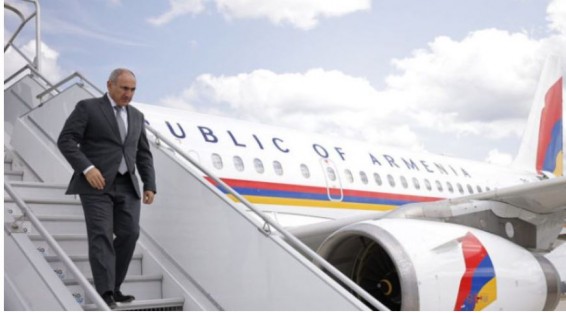Пашинян с рабочим визитом отправился во Францию