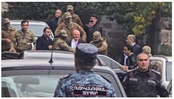 Мэр Гюмри написал письмо из изолятора СНБ Армении