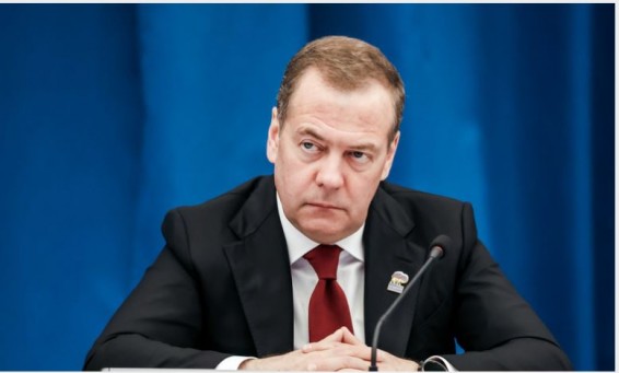 Медведев предрёк страшный конец истории Западу из-за финансирования Киева