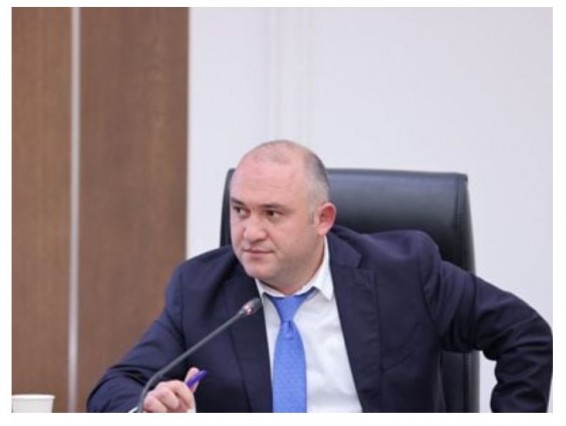 Директором медцентра Арарата назначат супругу губернатора Араратской области Армении