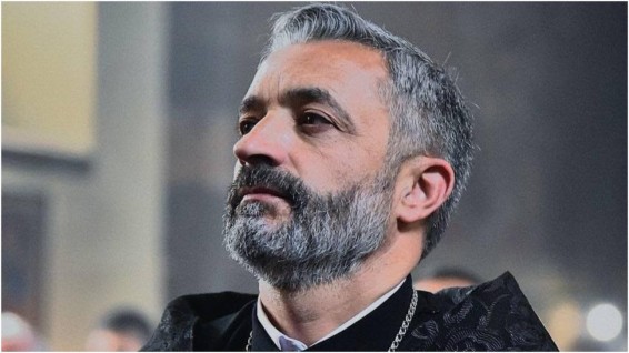 Ներողություն պիտի խնդրեմ իր ծնողներից՝ այո՛, իրենց որդին դավաճան է. Տեր Մուշեն՝ Ստեփան Ասատրյանի մասին