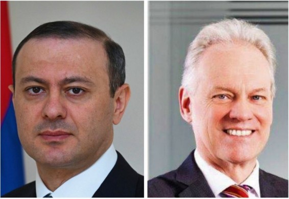 Разблокирование региональных коммуникаций обсудили секретарь Совбеза Армении и представитель Еврокомиссии