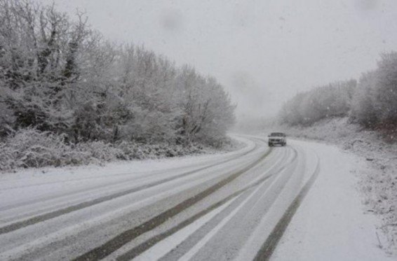 Գեղարքունիքի մարզում տեղում է առաջին ձյունը (տեսանյութ)