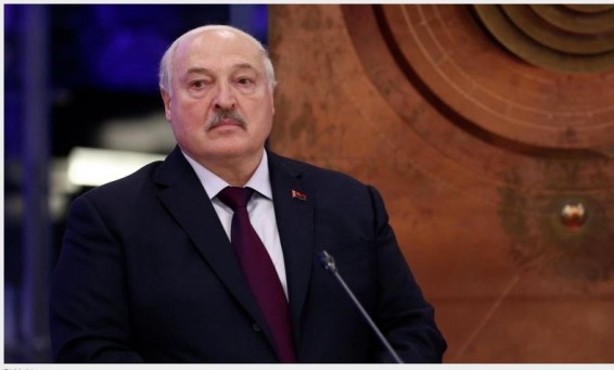 Лукашенко: «Орешник» заступает на боевое дежурство в Белоруссии