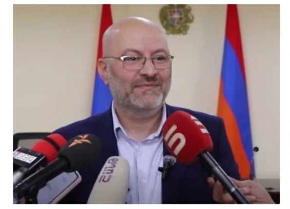 Губернатор Ширака: Я смиренно отношусь к любому решению премьер-министра или правления ГД