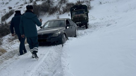 Վերջին օրերին ձյան առատ տեղումների հետևանքով արգելափակման մեջ է հայտնվել 97 մեքենա և 181 քաղաքացի