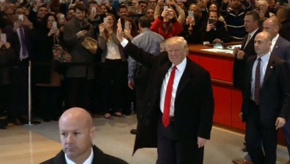 Почтовый скандал, Сирия и Россия: Трамп встретился с журналистами