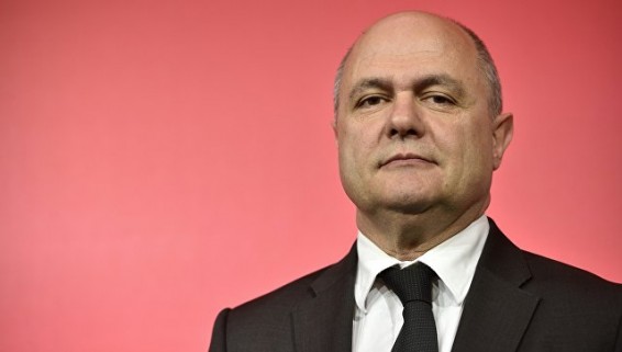 Новый глава МВД Франции пообещал обеспечить полную безопасность французов