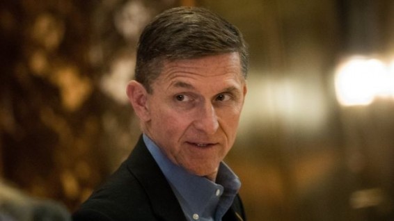 Трамп уволил сына своего будущего советника за твит с фейком