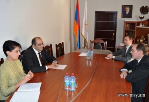 Նախարար Հրաչյա Ռոստոմյանն ընդունել է ՀՀ-ում ՌԴ դեսպան Իվան Վոլինկինին