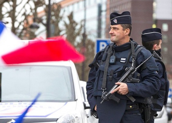 Ֆրանսիան երկարաձգում է արտակարգ դրությունը