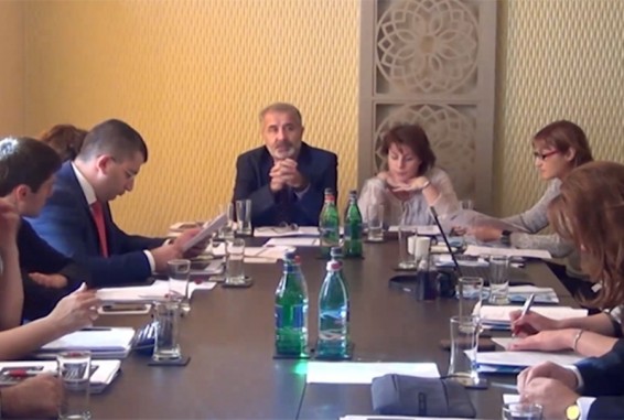 Կլոր սեղան-քննարկում «Ճանապարհային անվտանգության արդի մարտահրավերները» թեմայով