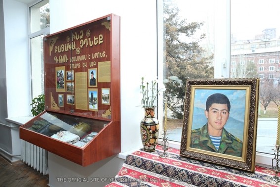 Դասասենյակներ` հերոս մարտիկների անուններով