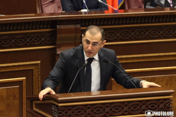 Согласно новому закону протокольные затраты президента, спикера НС и премьер-министра Армении станут государственной тайной