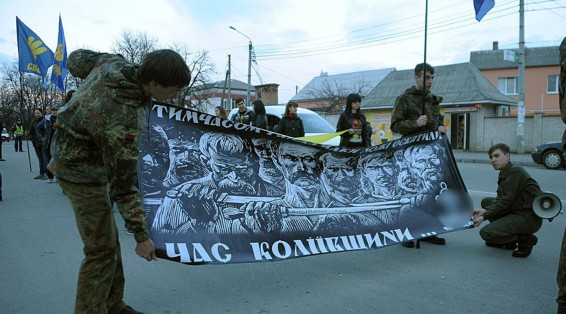 В Умани украинские националисты устроили погром в синагоге
