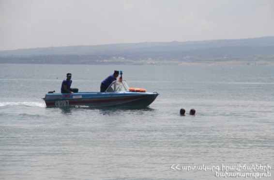Մանրամասներ Սևանա լճում կորած քաղաքացու որոնողական աշխատանքներից
