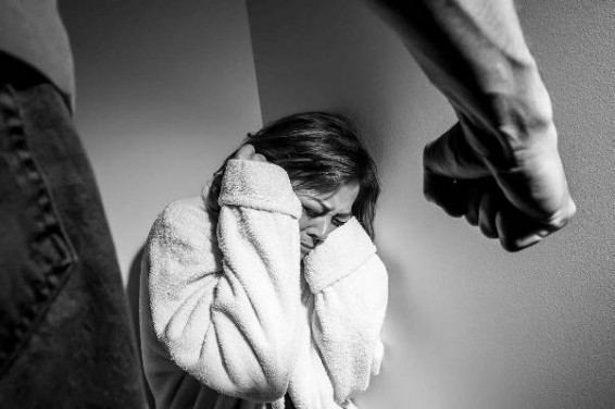 Մայր ու դուստր հայտնել են իրենց նկատմամբ կիրառված բռնությունների վերաբերյալ տվյալներ. կատարվում է քննություն