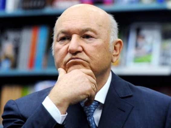 Լուժկովն ասել է, որ իրեն լավ է զգում, բայց դեռեւս հիվանդանոցում կմնա