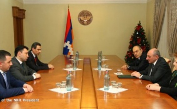 Բակո Սահակյանն ընդունել է Էդուարդ Շարմազանովին