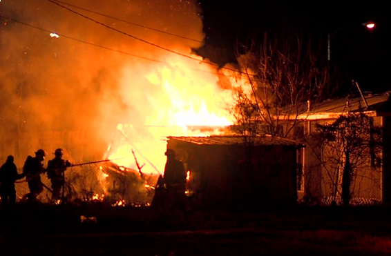 Լոռու մարզի Ծաղկաբեր գյուղում տնակ է այրվել