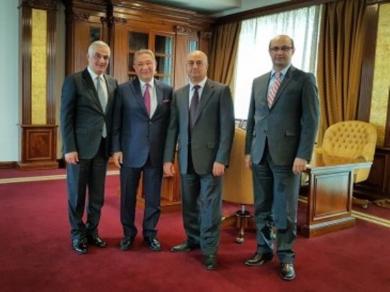 Արդշինբանկի ղեկավարությունը պարգևատրվել է Հայաստանի բանկային միության կողմից