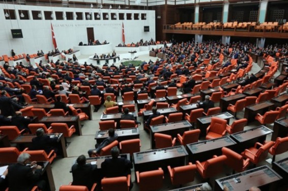 Թուրքիայի խորհրդարանում մեկնարկել է սահմանադրական փոփոխությունների նախագծի քննարկման երկրորդ փուլը