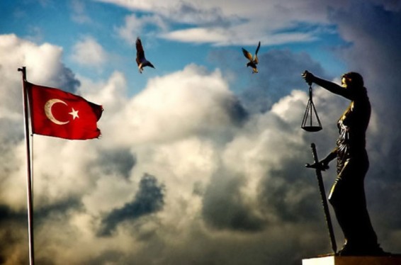 Թուրքիայում սահմանադրական փոփոխությունների նախագիծը լուրջ վտանգ է ժողովրդավարության համար. Human Rights Watch