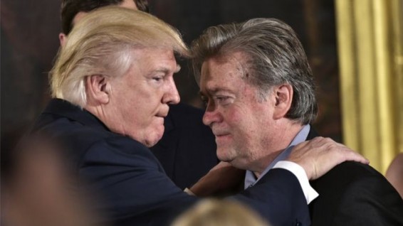 Главный советник Трампа попросил СМИ помалкивать и слушать