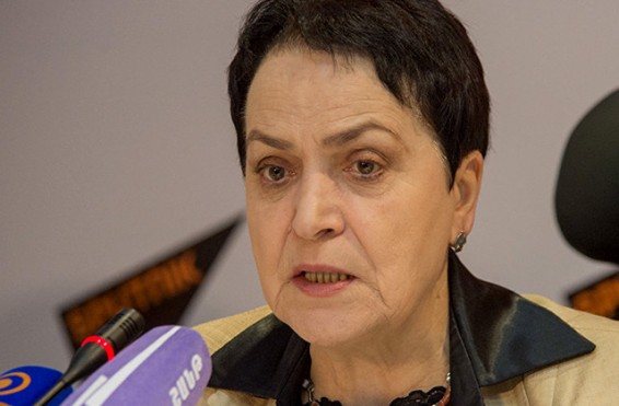 «Ես պատիվ եմ ունեցել տեսնելու Թալիշում կռվող տղաների դեմքերը». Լարիսա Ալավերդյան