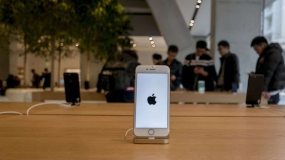 Apple отчиталась о рекордных продажах iPhone и рекордной выручке