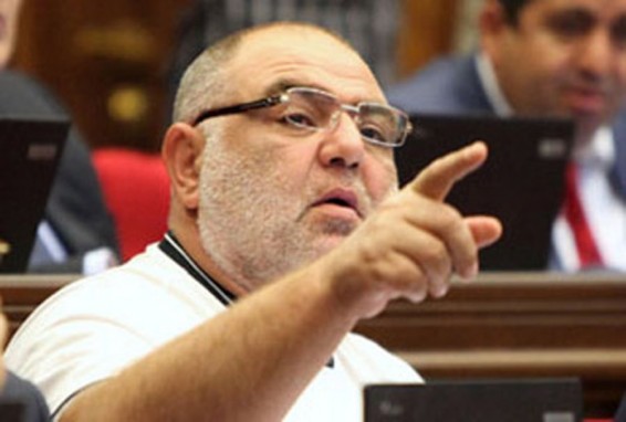 Եթե պատերազմ լինի, լիքը հողեր կան Ադրբեջանում, դրանք էլ կվերցնենք. Սեյրան Սարոյան