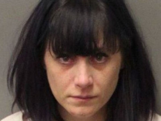 Ուսուցչուհուն կալանավորել են անչափահաս աշակերտուհու հետ սեքսի համար