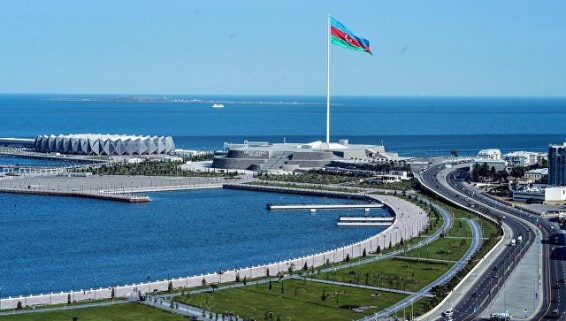 В Баку заявили об уничтожении машины с армянскими военными