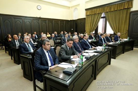 Կարեն Կարապետյանը նախարարներին հանձնարարեց պատրաստվել շաբաթ օրվա հանդիպմանը