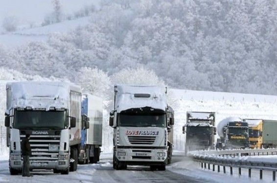 Լարսում՝ ՌԴ կողմից կուտակվել է մոտ 100 բեռնատար ավտոմեքենա