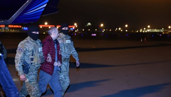 У Лапшина нет жалоб на содержание в бакинском СИЗО, заявил его адвокат