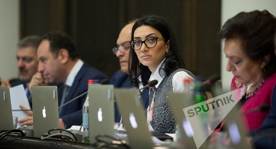 Правительство намерено бороться с коррупцией в судах