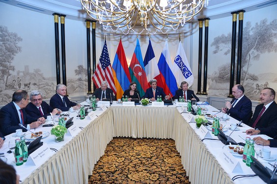 Սարգսյան-Ալիև հանդիպումը վերակենդանացրեց ԼՂ խնդրի շուրջ բանակցային գործընթացը. «Коммерсантъ»-ի անդրադարձը