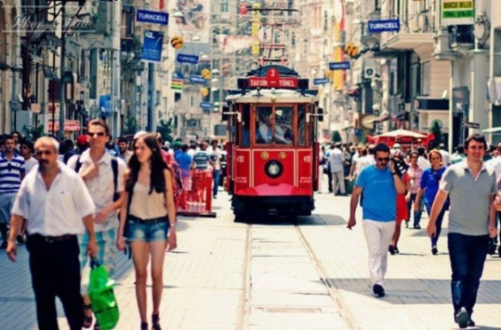 Թուրքիայի յուրաքանչյուր 4-րդ բնակիչ հնարավորության դեպքում կցանկանար լքել երկիրը. հարցում